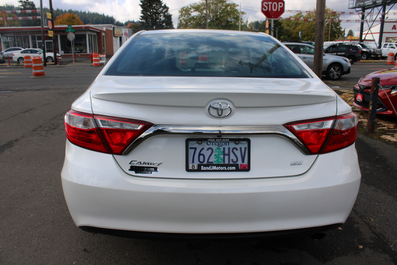 Toyota Camry 4dr Sdn I4 Auto XLE (Natl) 2015 Toyota Camry 4dr Sdn I4 Auto XLE (Natl) 2015