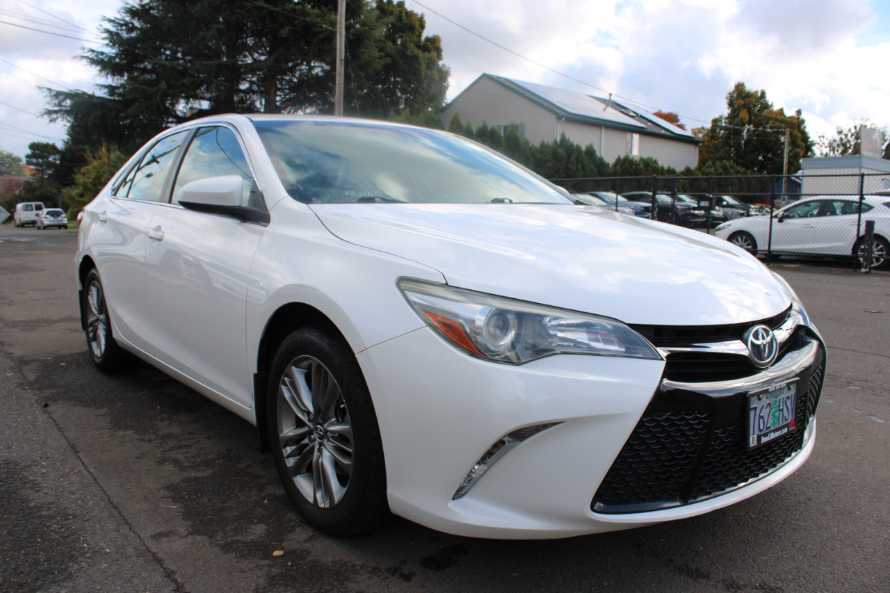 Toyota Camry 4dr Sdn I4 Auto XLE (Natl) 2015 Toyota Camry 4dr Sdn I4 Auto XLE (Natl) 2015