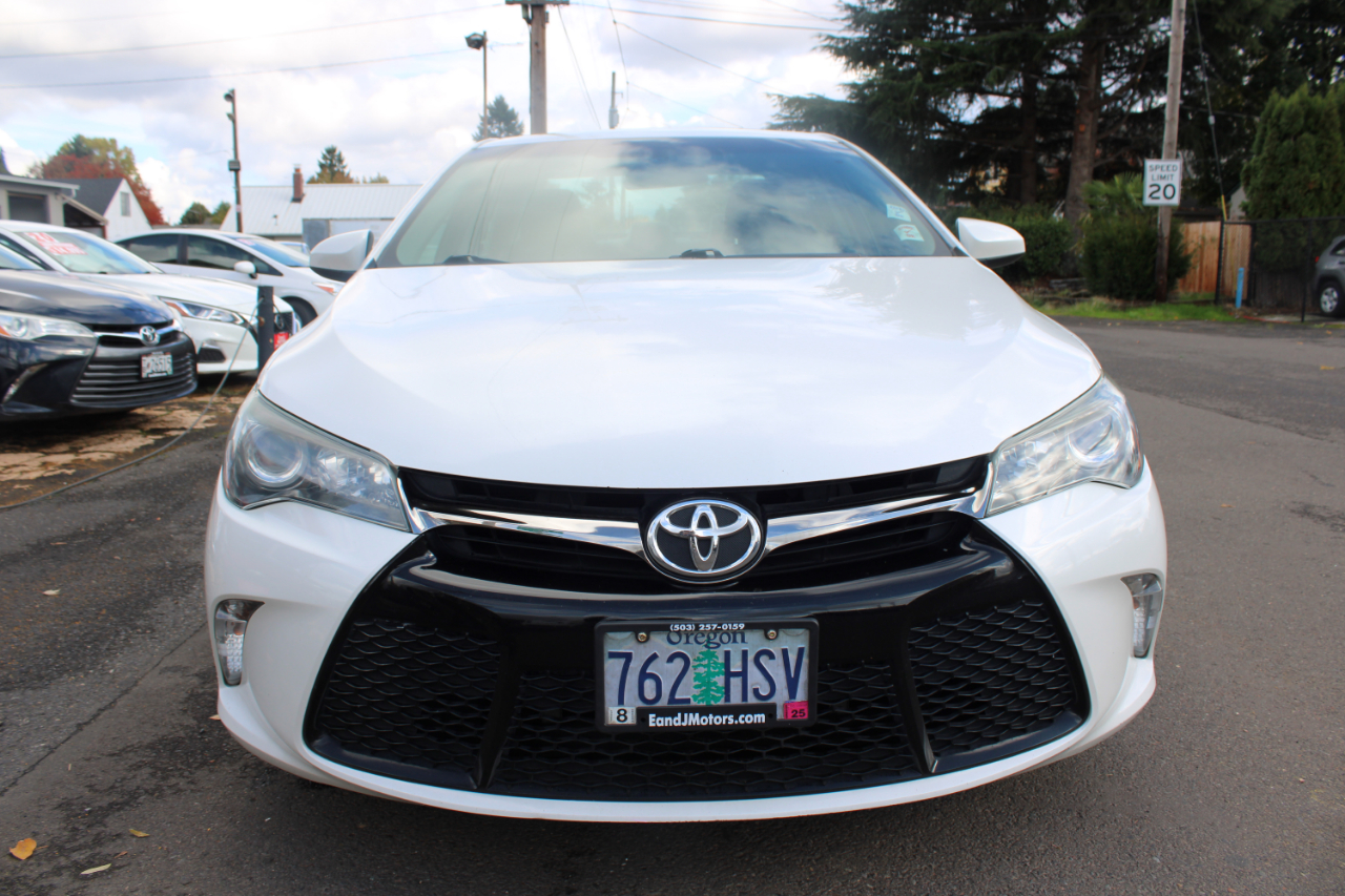 Toyota Camry 4dr Sdn I4 Auto XLE (Natl) 2015 Toyota Camry 4dr Sdn I4 Auto XLE (Natl) 2015