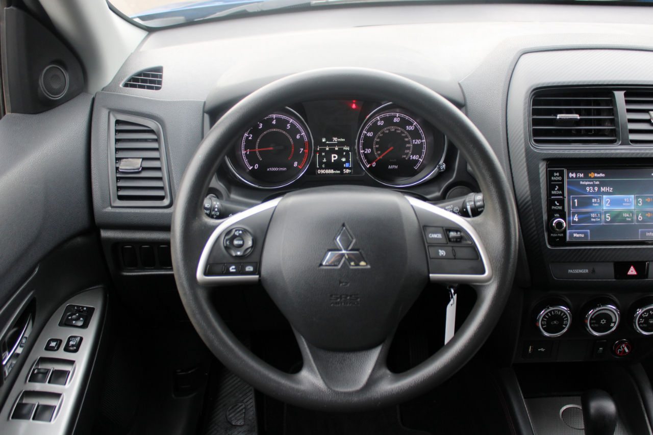 Mitsubishi Outlander Sport ES 2.0 CVT 2019 Mitsubishi Outlander Sport ES 2.0 CVT 2019