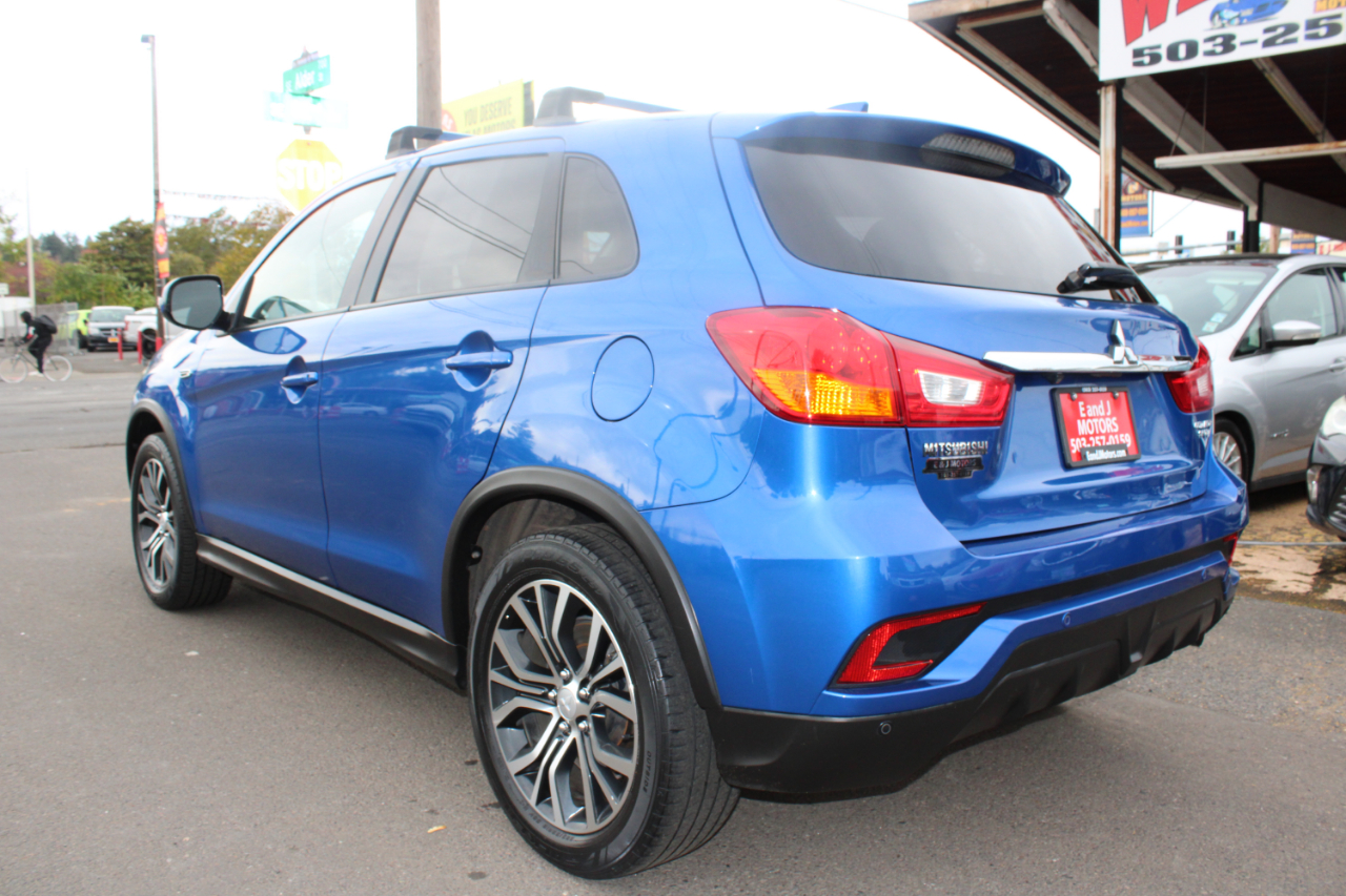 Mitsubishi Outlander Sport ES 2.0 CVT 2019 Mitsubishi Outlander Sport ES 2.0 CVT 2019