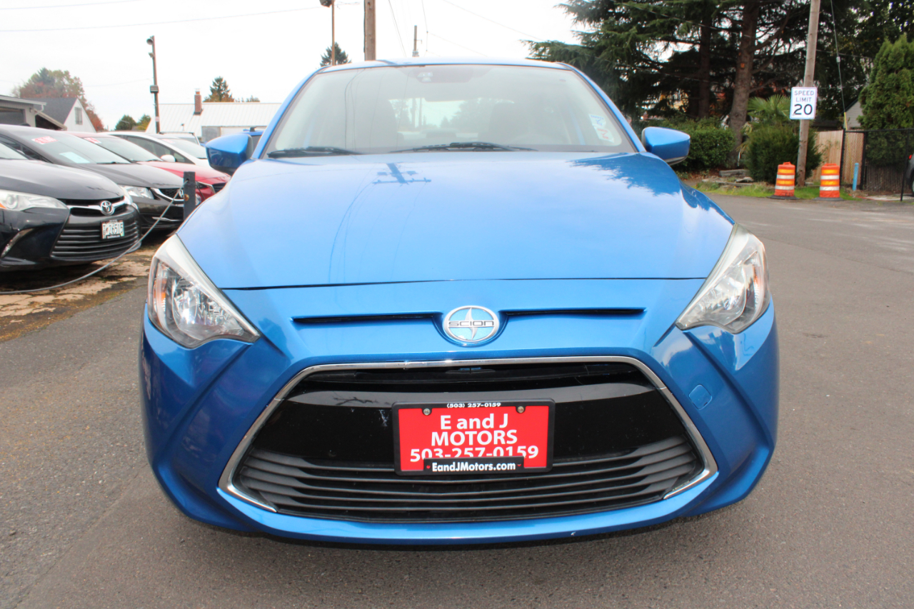 Scion iA 4dr Sdn Man (Natl) 2016 Scion iA 4dr Sdn Man (Natl) 2016