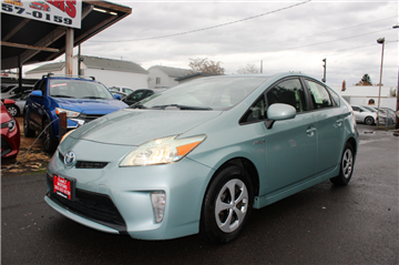 2012 Toyota Prius 5dr HB Three (Natl)