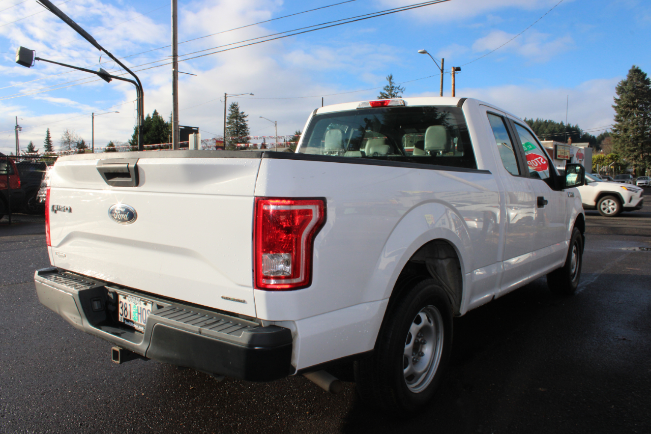 Ford F-150 2WD SuperCab 145" XL 2015