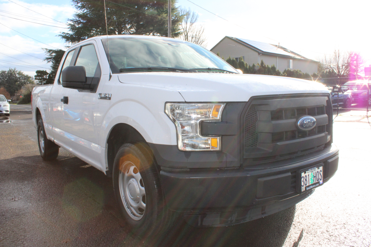 Ford F-150 2WD SuperCab 145" XL 2015