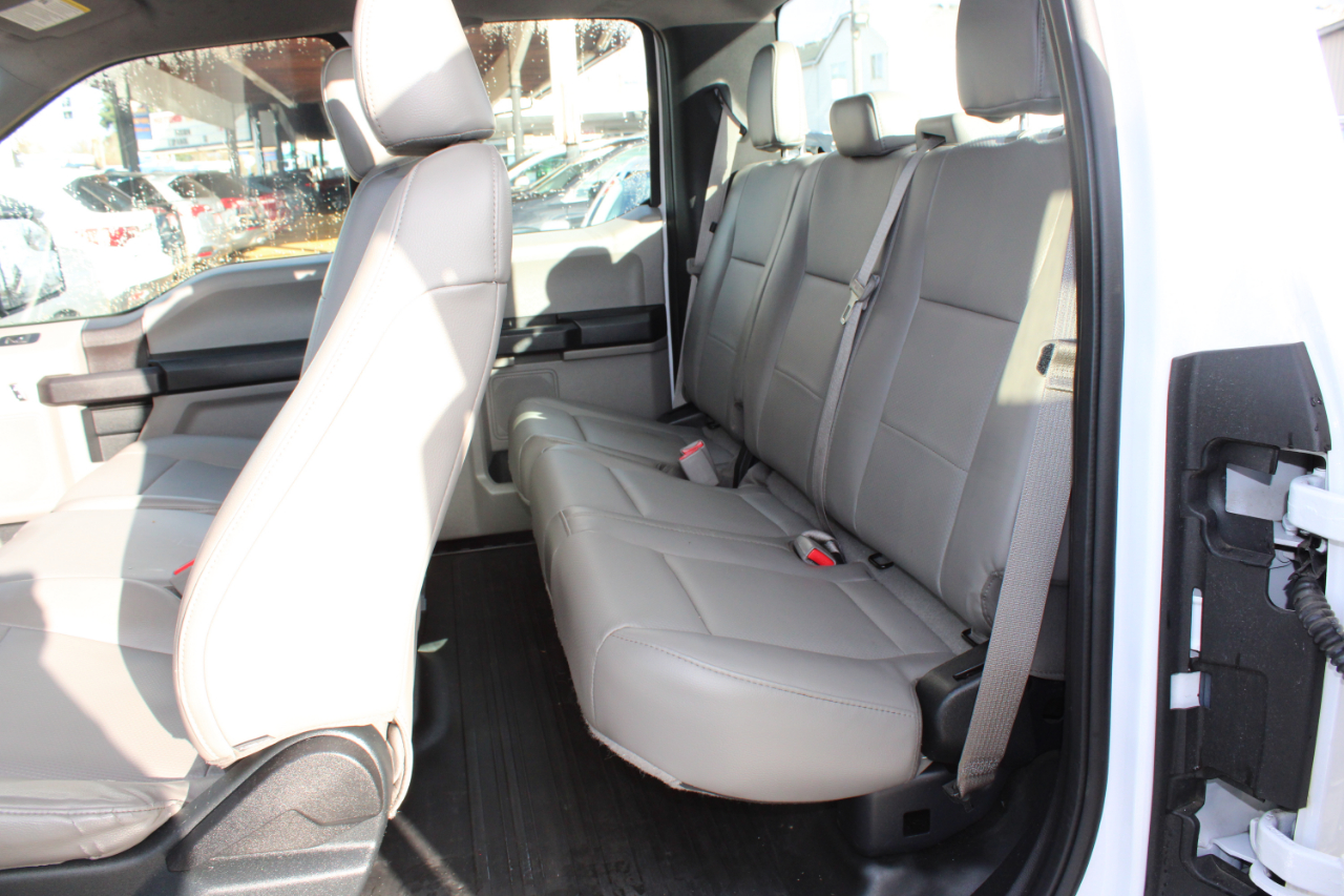 Ford F-150 2WD SuperCab 145" XL 2015