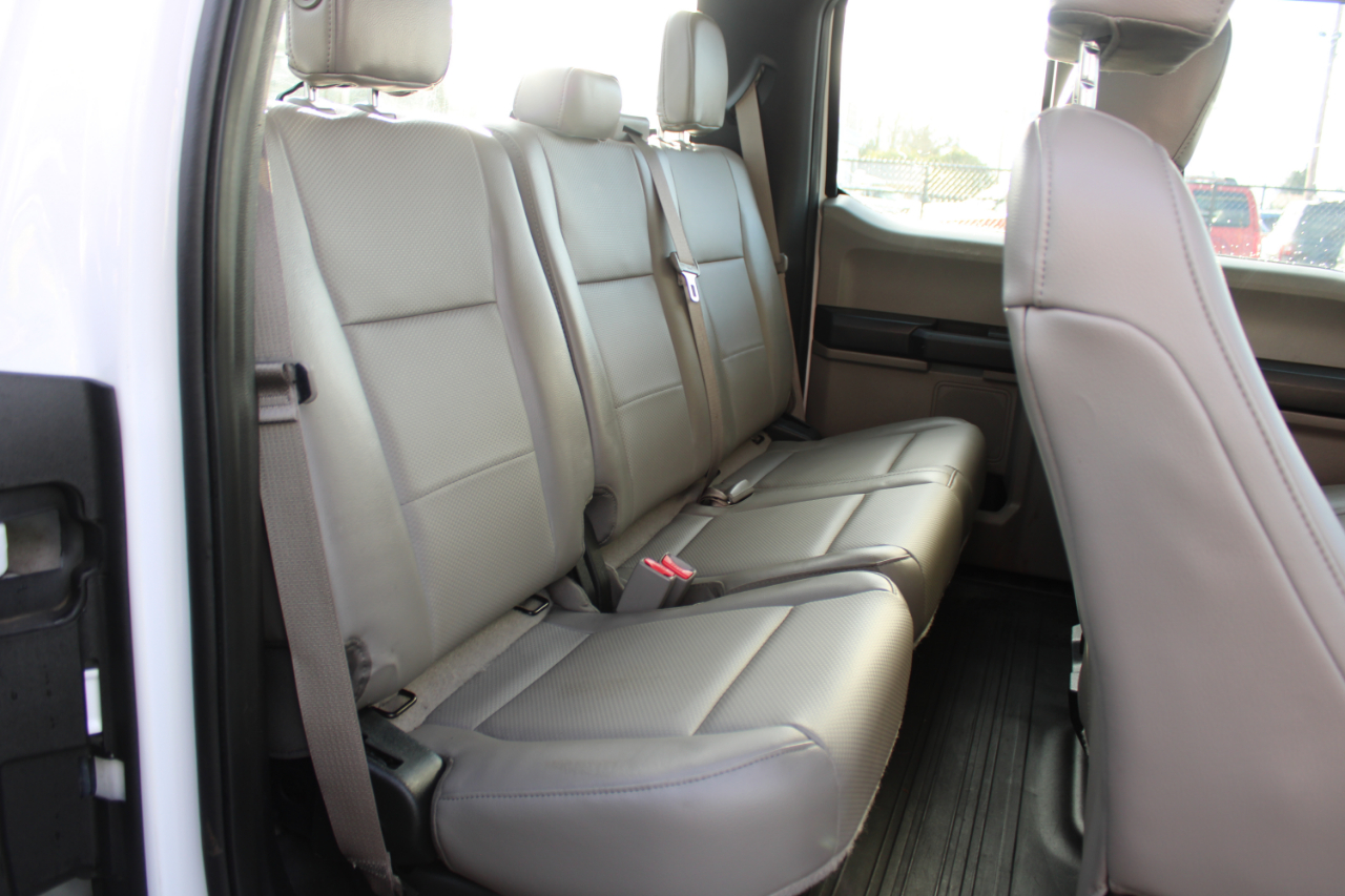 Ford F-150 2WD SuperCab 145" XL 2015