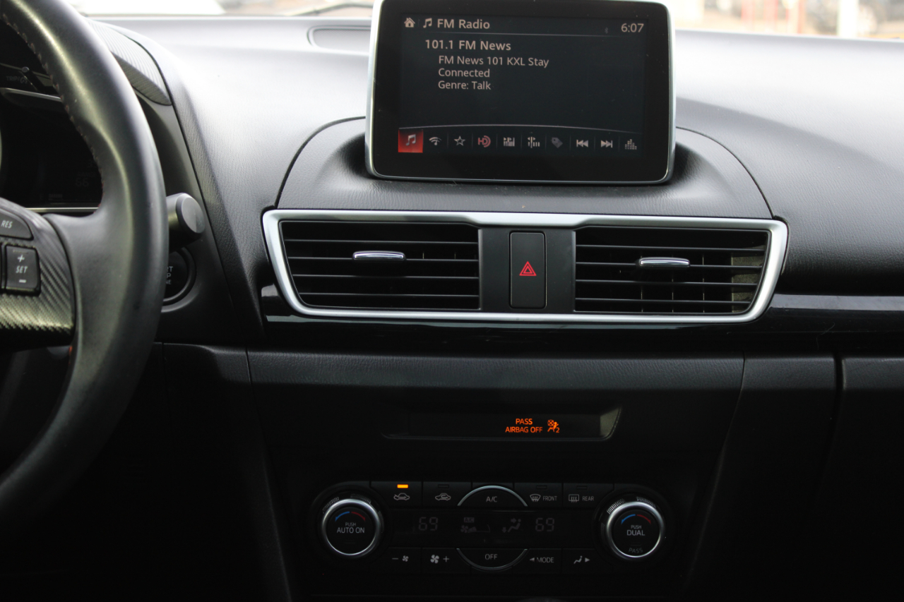 Mazda MAZDA3 5dr HB Auto i Touring 2015