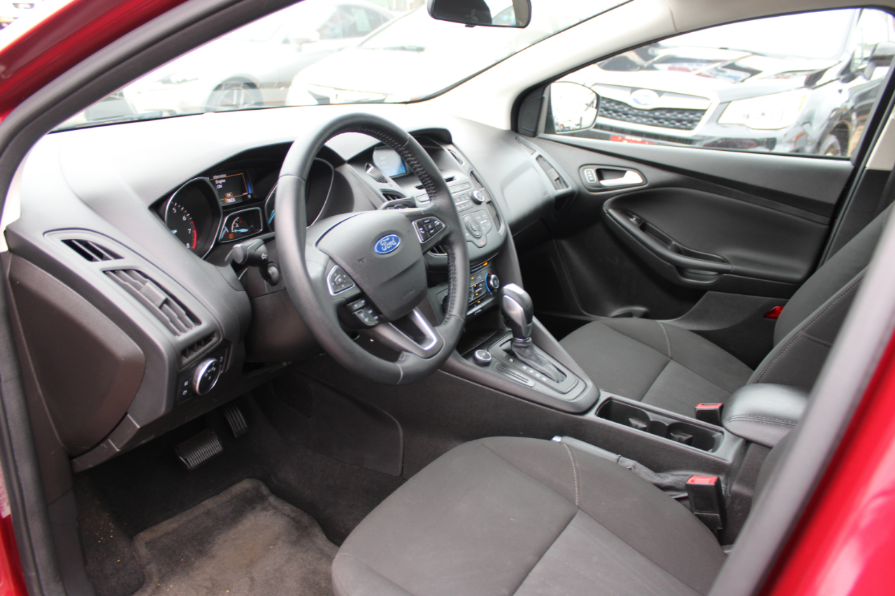 Ford Focus 4dr Sdn SE 2015