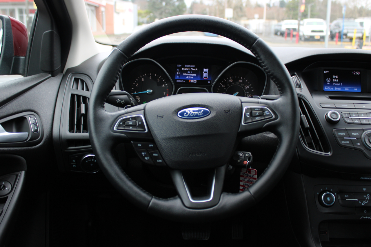 Ford Focus 4dr Sdn SE 2015