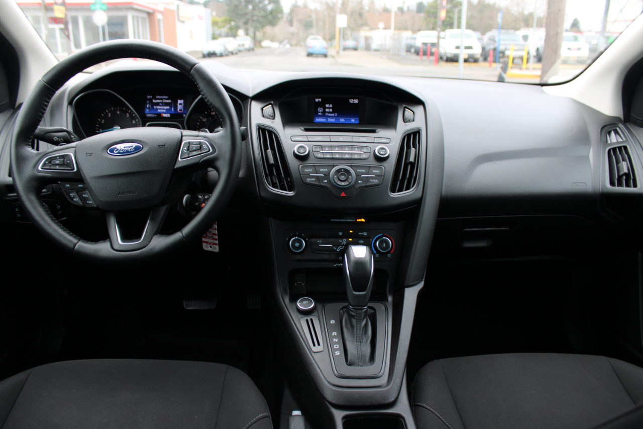 Ford Focus 4dr Sdn SE 2015