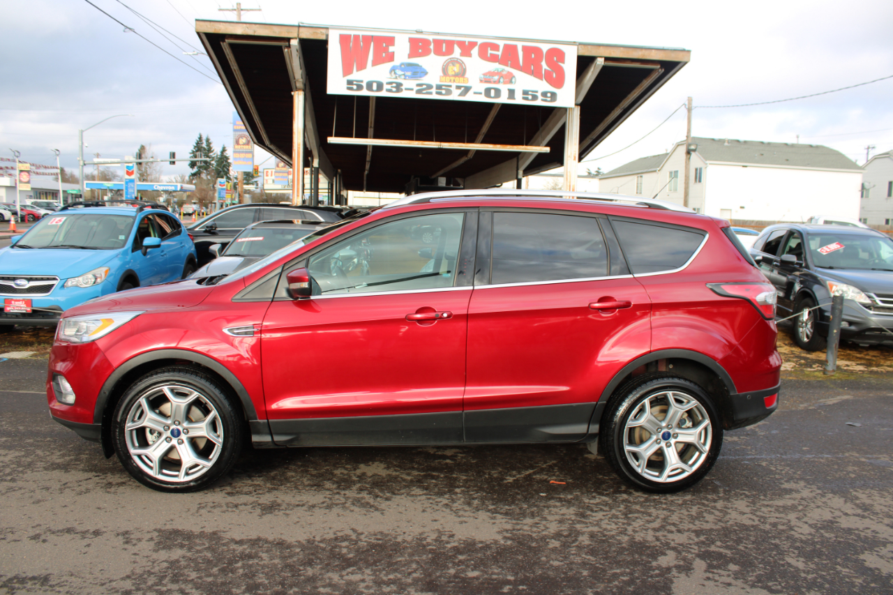 Ford Escape Titanium 4WD 2017