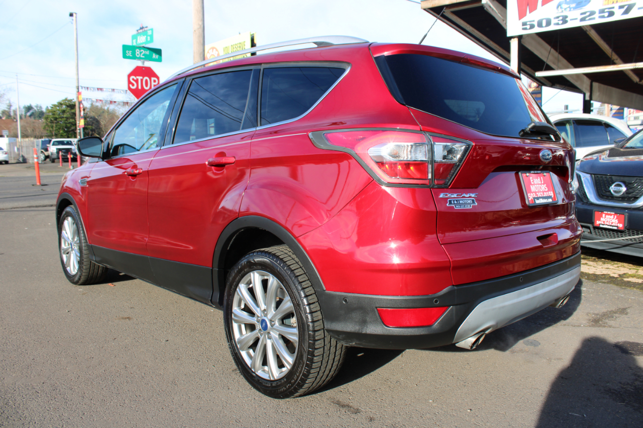 Ford Escape Titanium FWD 2017