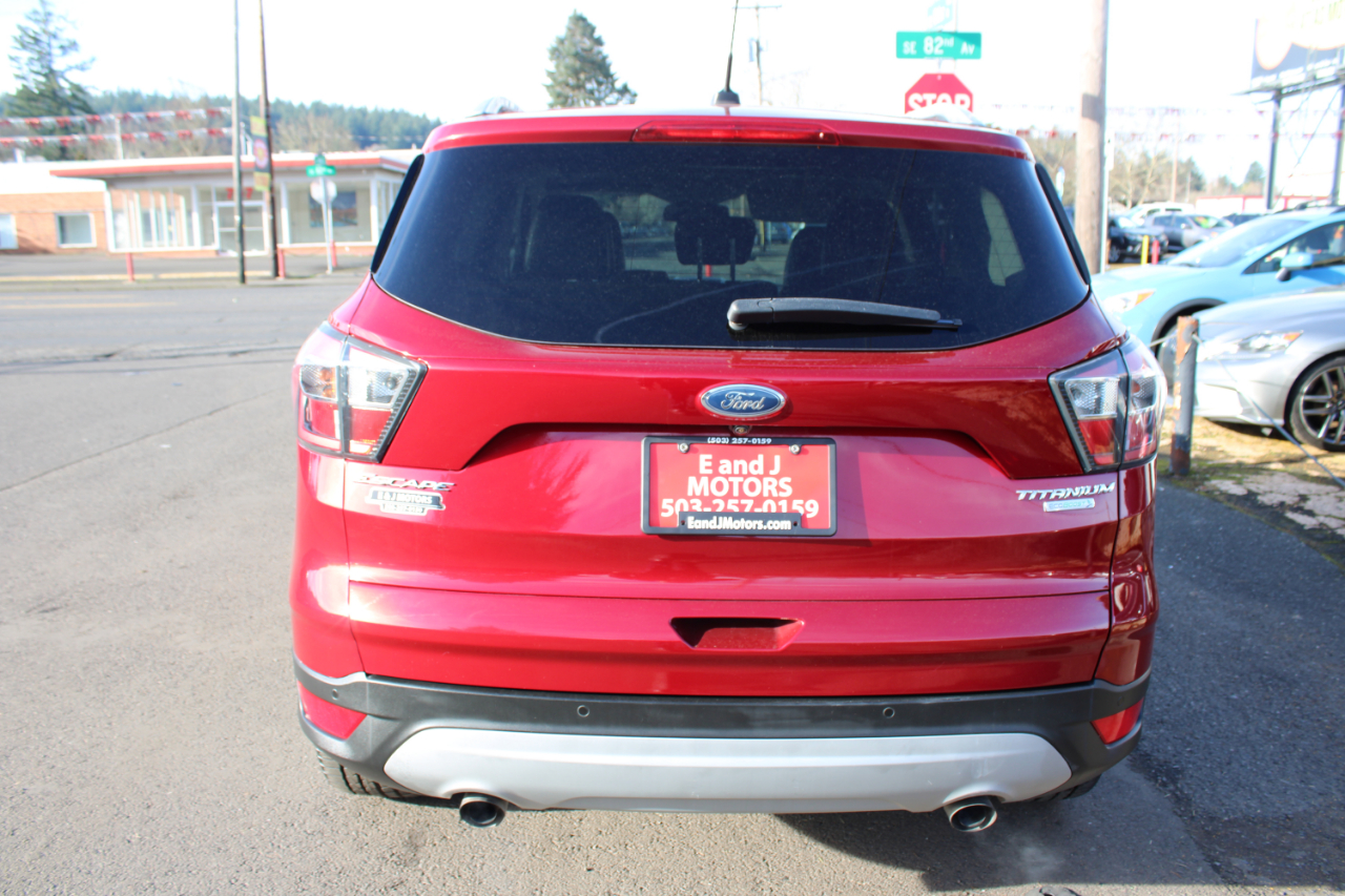 Ford Escape Titanium FWD 2017