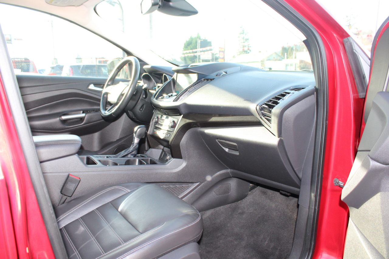 Ford Escape Titanium FWD 2017