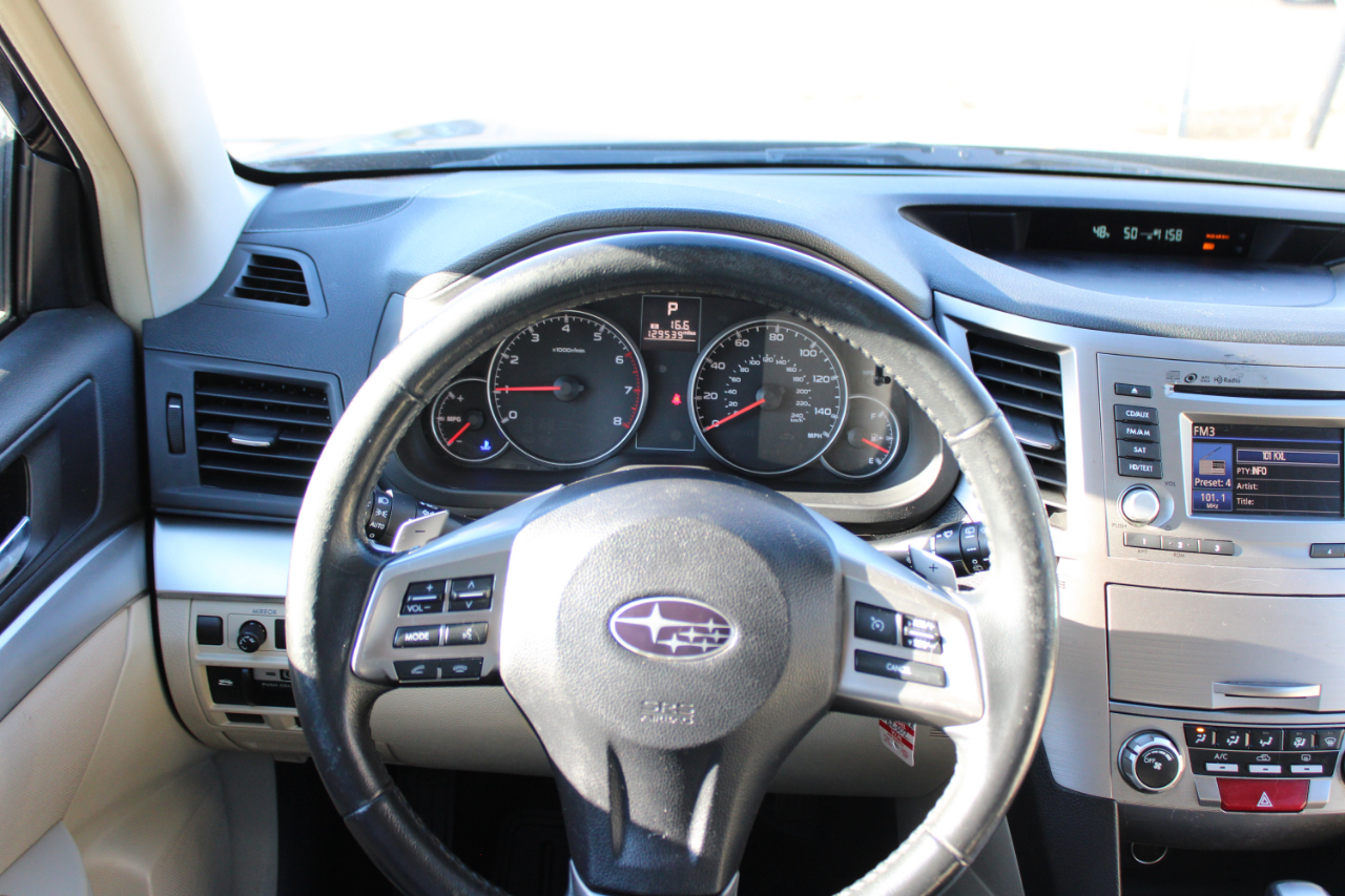 Subaru Outback 4dr Wgn H4 Auto 2.5i Premium 2014