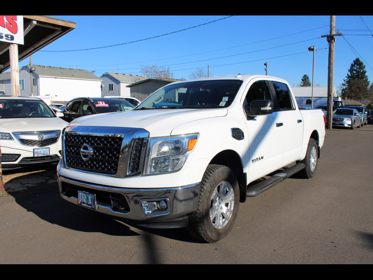 Nissan Titan 4x4 Crew Cab SV 2017