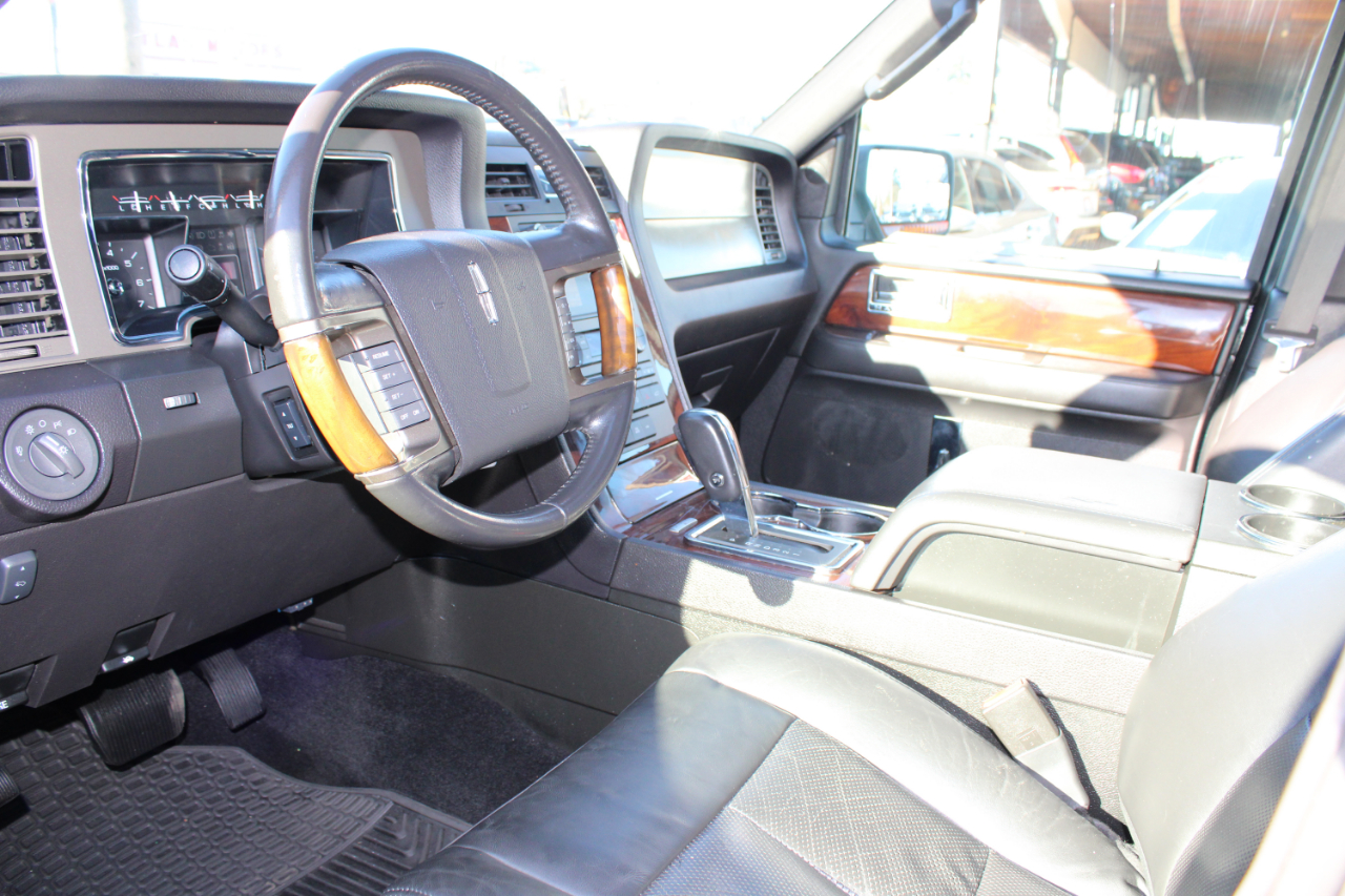 Lincoln Navigator L 4WD 4dr 2014