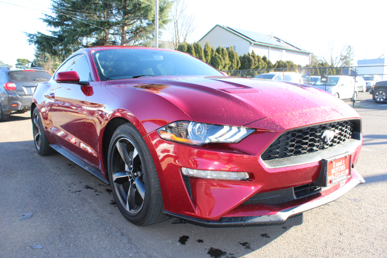 Ford Mustang EcoBoost Fastback 2018