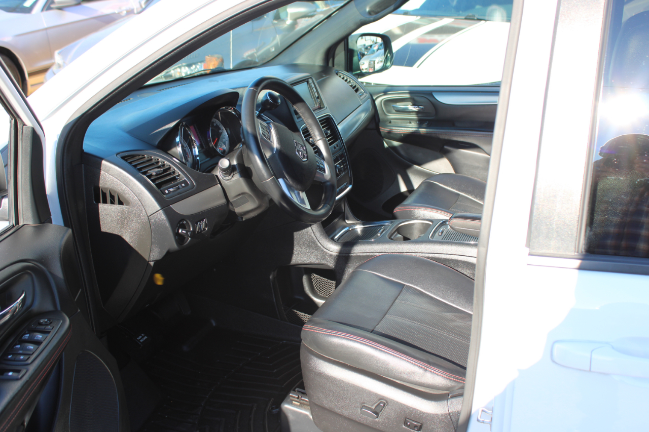 Dodge Grand Caravan 4dr Wgn R/T 2016