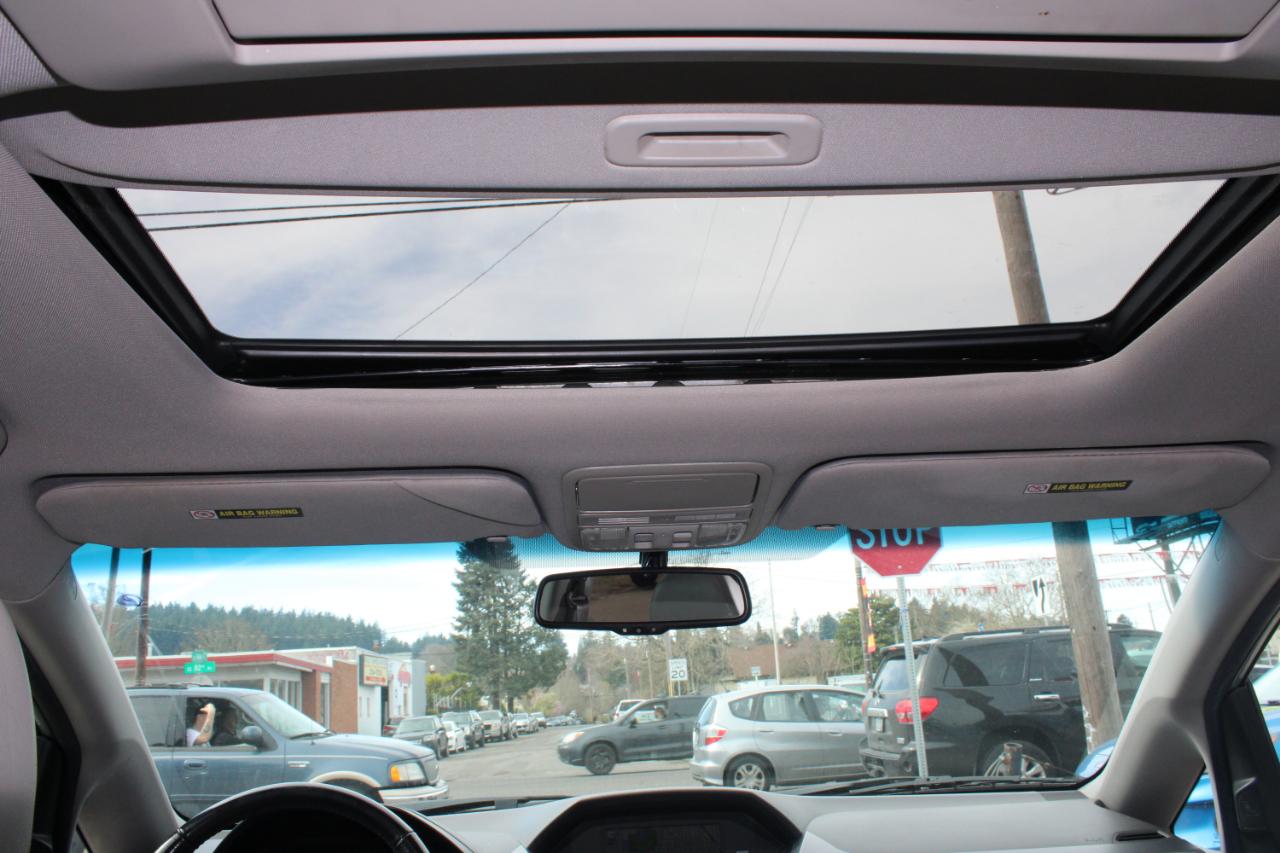 Honda Odyssey 5dr Touring Elite 2012