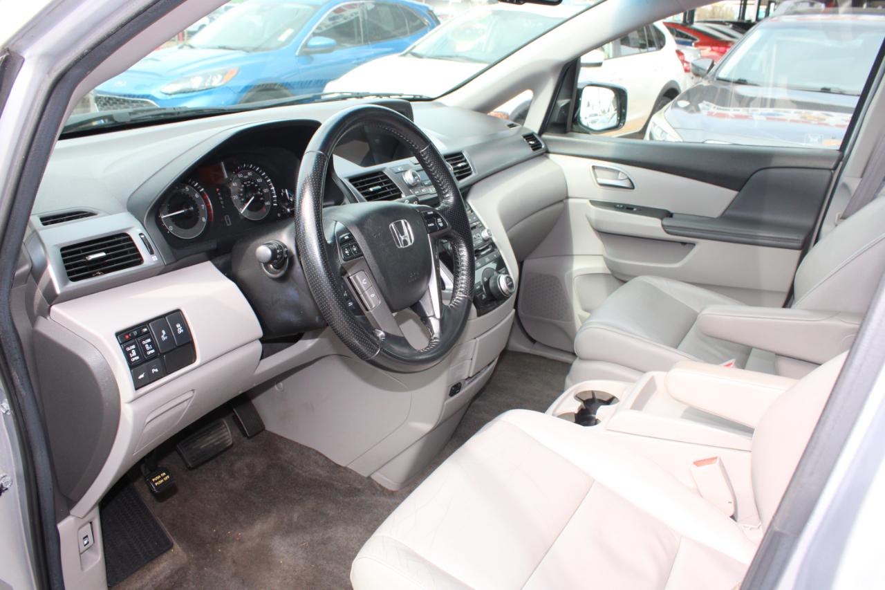 Honda Odyssey 5dr Touring Elite 2012