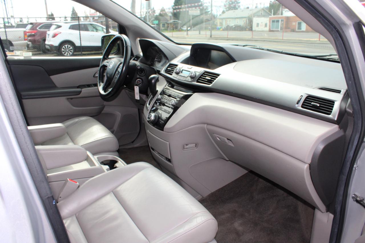 Honda Odyssey 5dr Touring Elite 2012