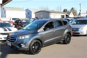 2017 Ford Escape Titanium 4WD