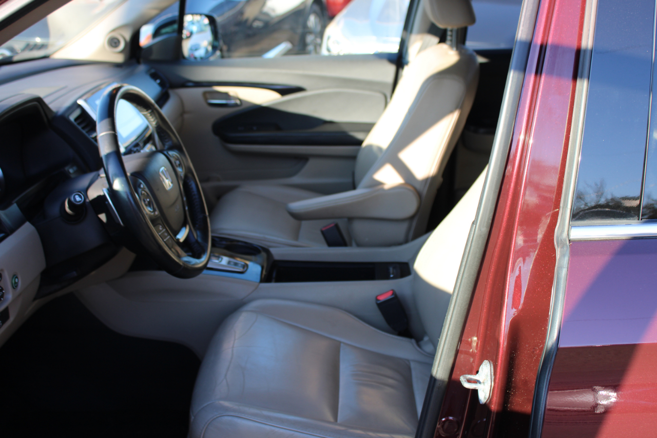 Honda Pilot AWD 4dr Touring w/RES & Navi 2016