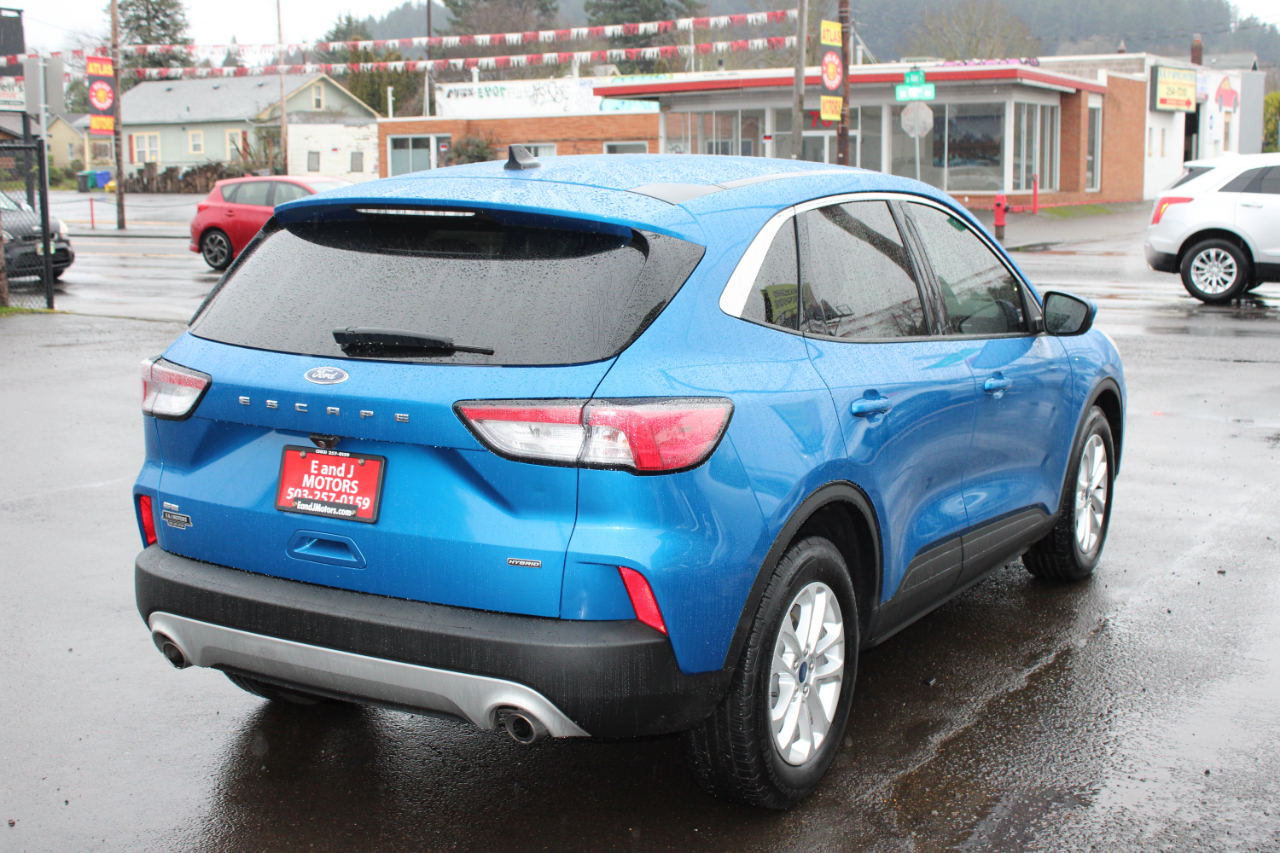 Ford Escape SE Hybrid FWD 2021