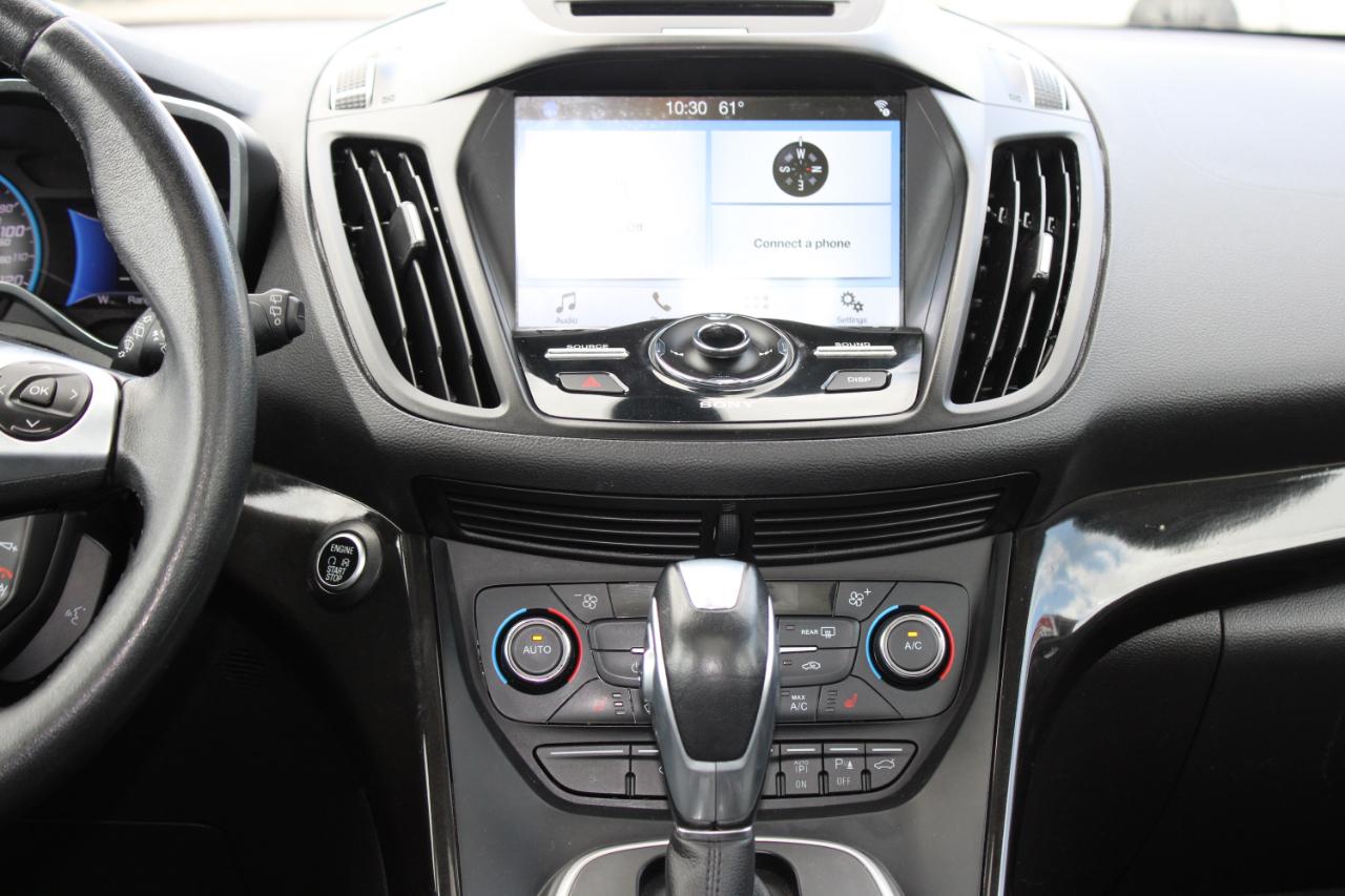 Ford C-Max Energi Titanium FWD 2017