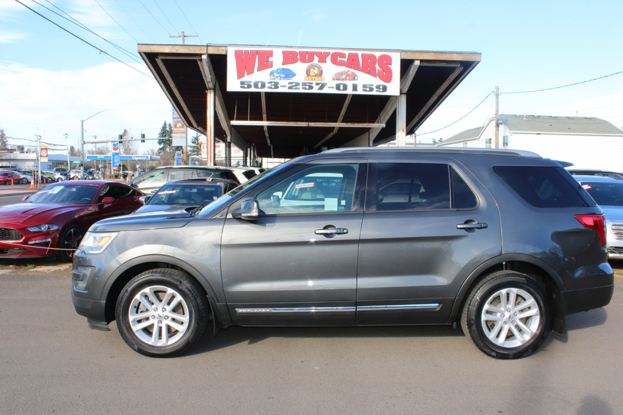 Ford Explorer FWD 4dr XLT 2016