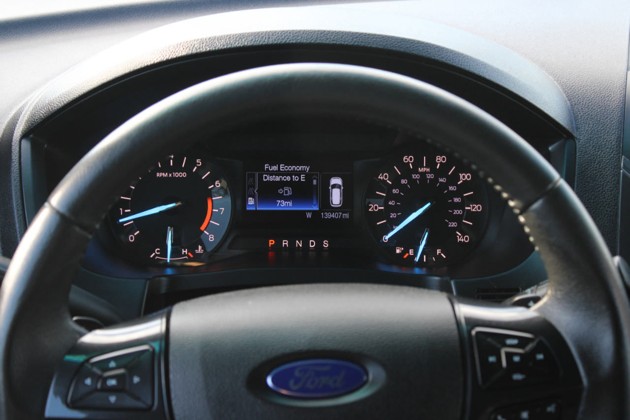 Ford Explorer FWD 4dr XLT 2016