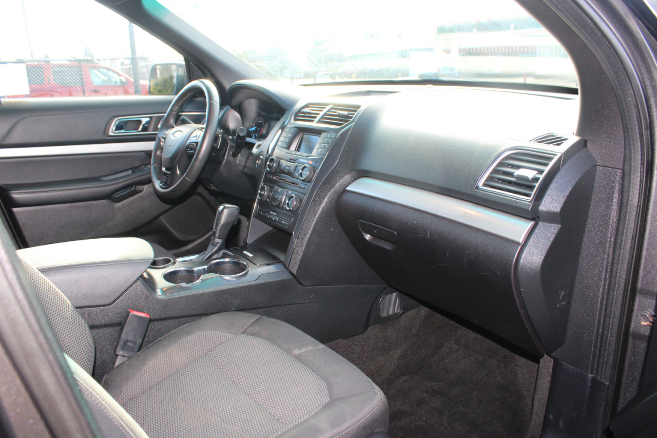 Ford Explorer FWD 4dr XLT 2016