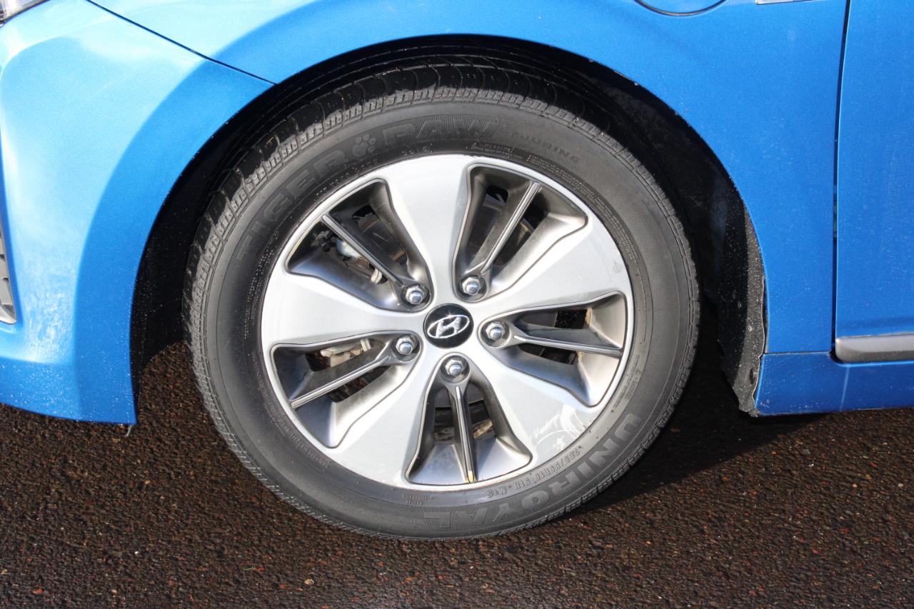 Hyundai Ioniq Plug-In Hybrid Hatchback 2018