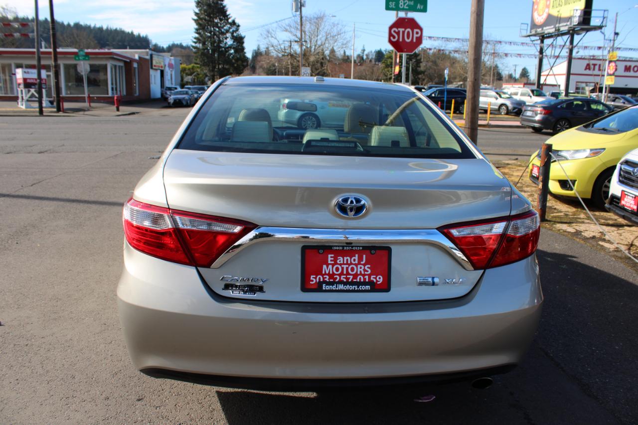 Toyota Camry Hybrid 4dr Sdn XLE (Natl) 2015