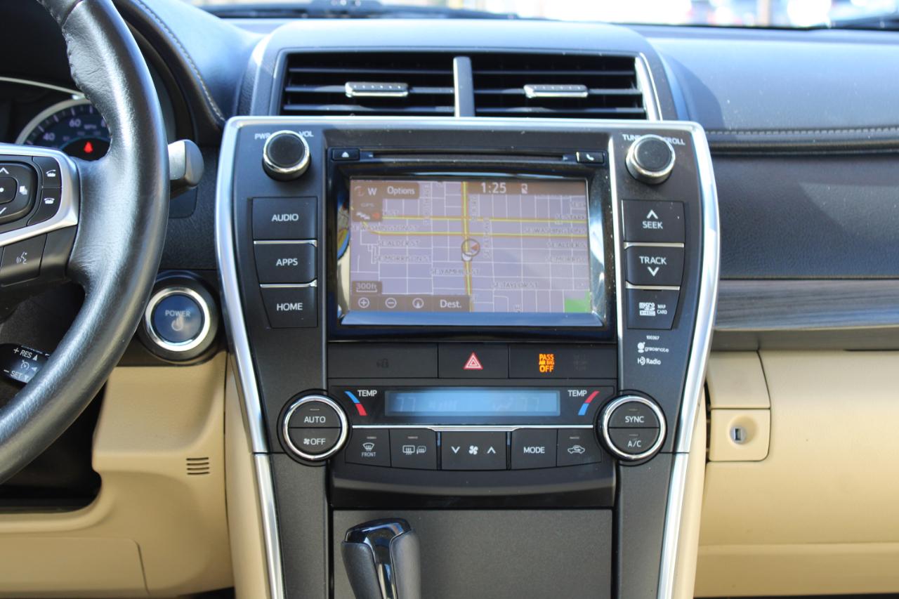 Toyota Camry Hybrid 4dr Sdn XLE (Natl) 2015