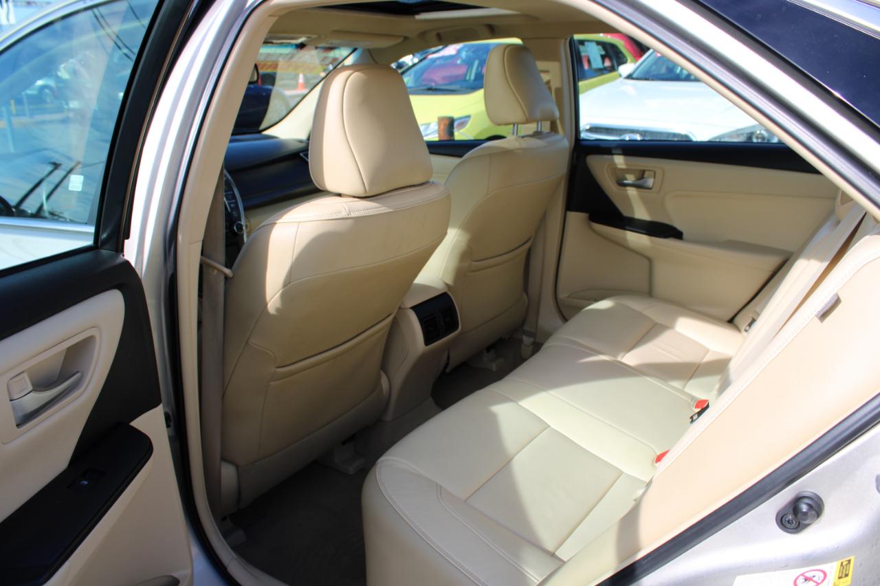 Toyota Camry Hybrid 4dr Sdn XLE (Natl) 2015