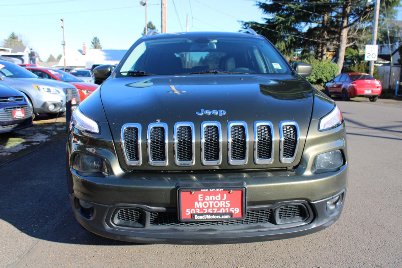 Jeep Cherokee 4WD 4dr Latitude 2015