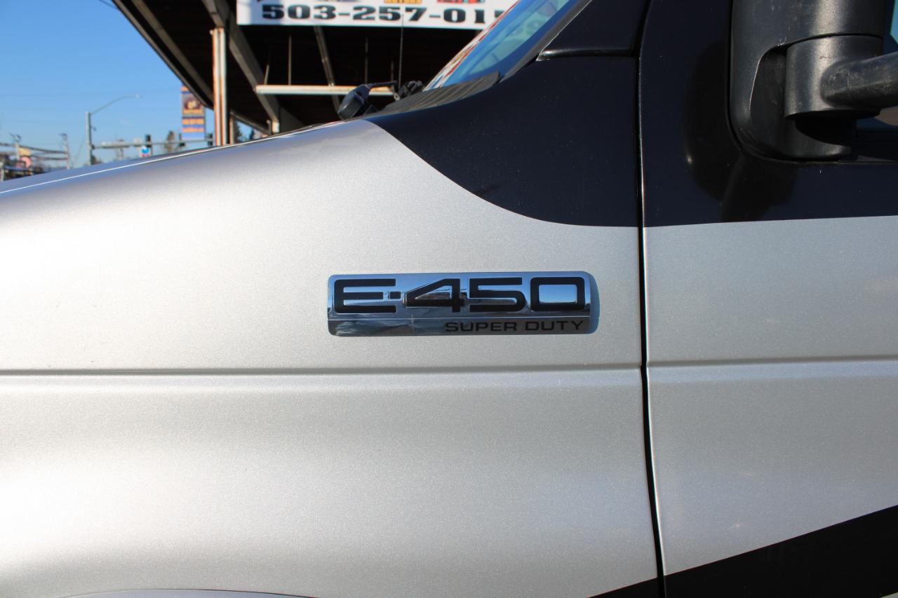 Ford E-450  2013