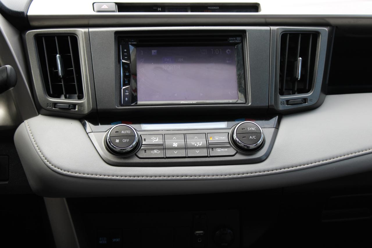 Toyota RAV4 AWD 4dr XLE (Natl) 2014