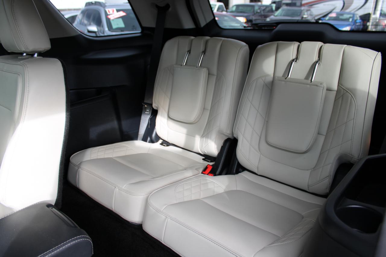 Ford Explorer 4WD 4dr Platinum 2016