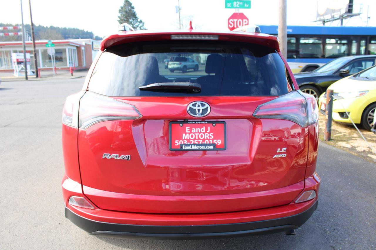 Toyota RAV4 AWD 4dr LE (Natl) 2016