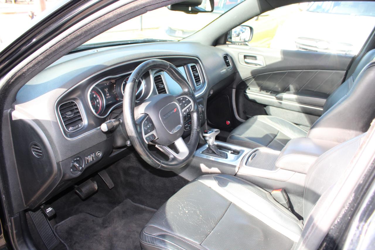 Dodge Charger 4dr Sdn SXT RWD 2015