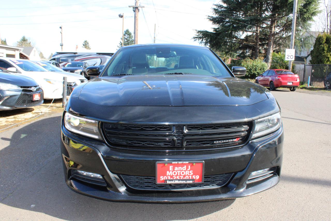 Dodge Charger 4dr Sdn SXT RWD 2015