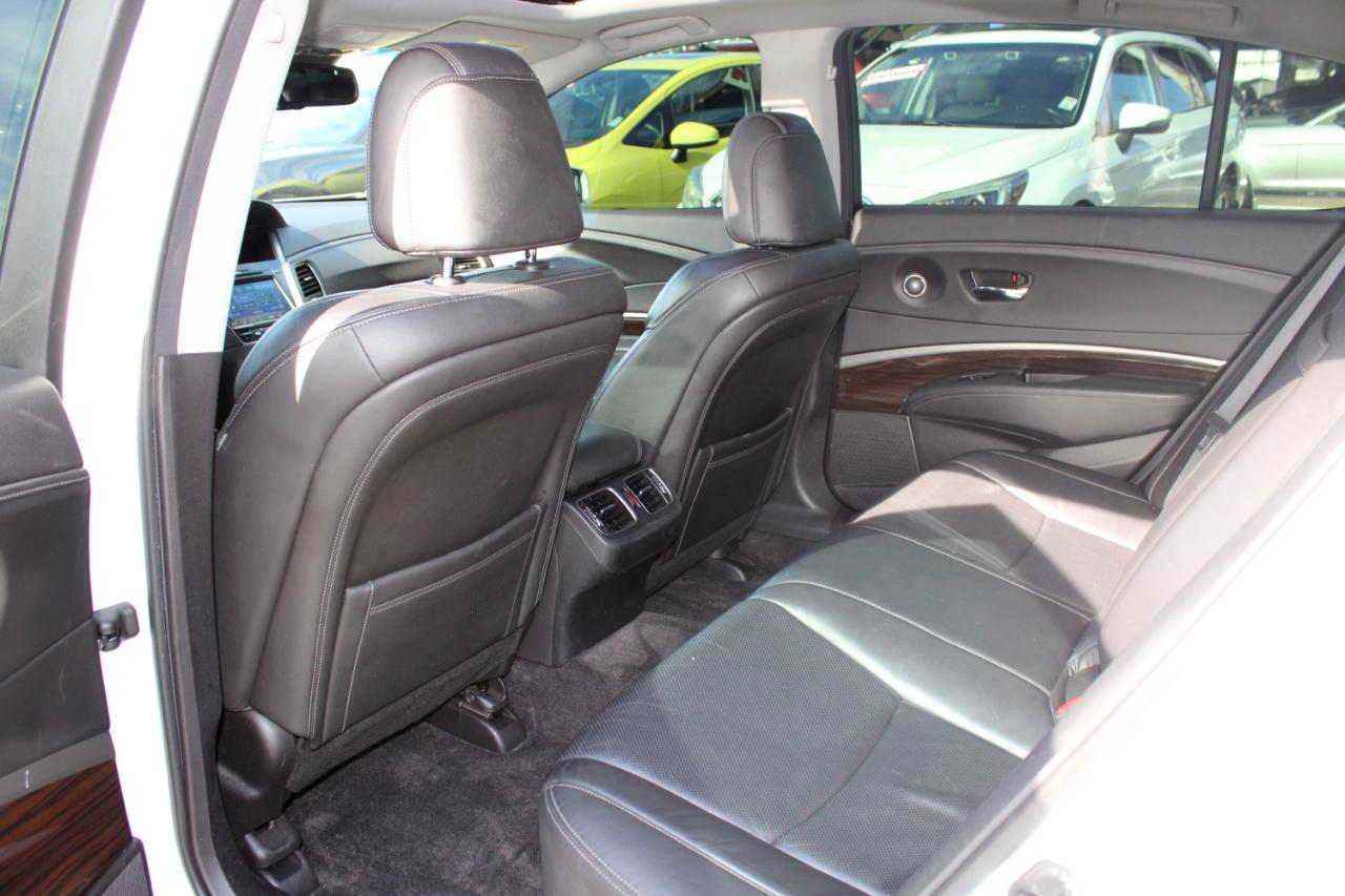 Acura RLX 4dr Sdn Tech Pkg 2014