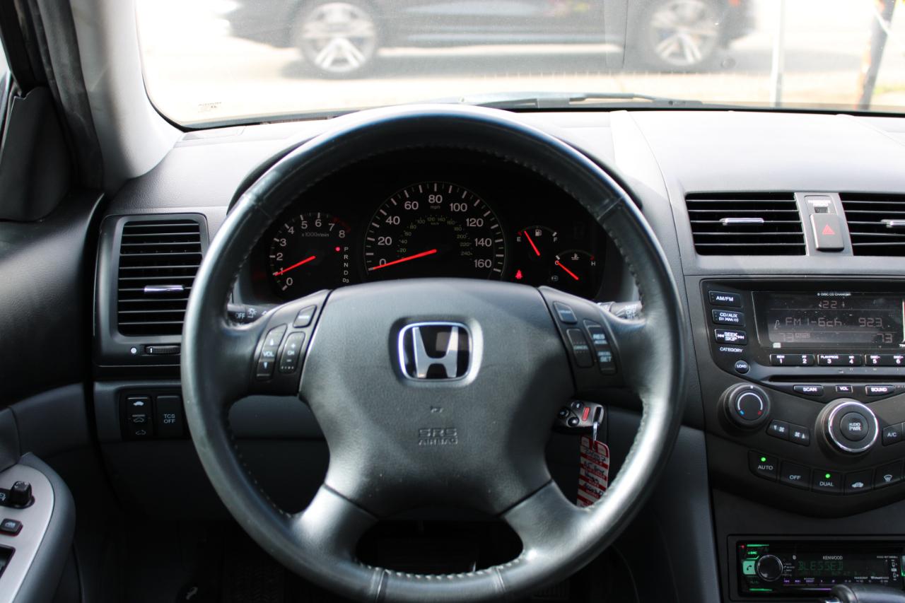 Honda Accord Sdn EX-L V6 AT 2005