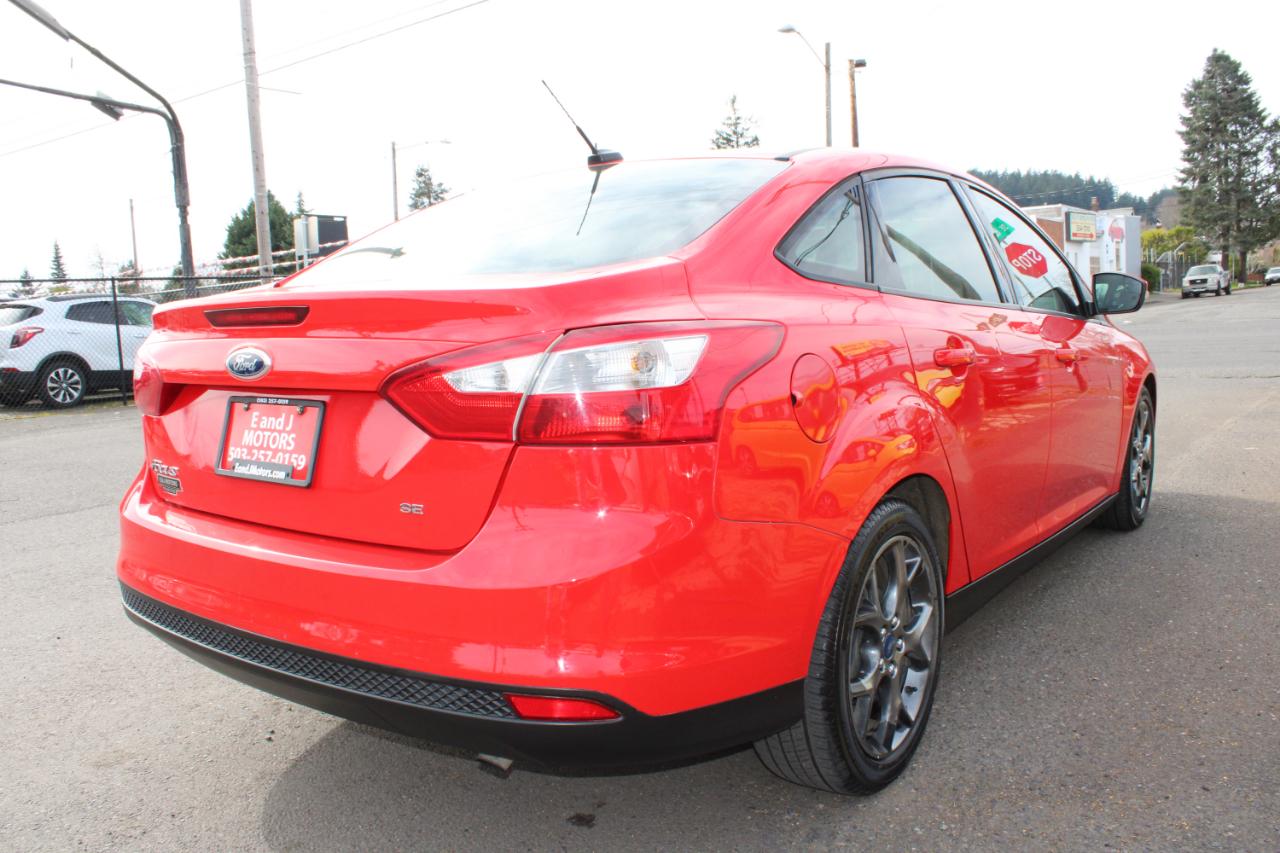 Ford Focus 4dr Sdn SE 2014