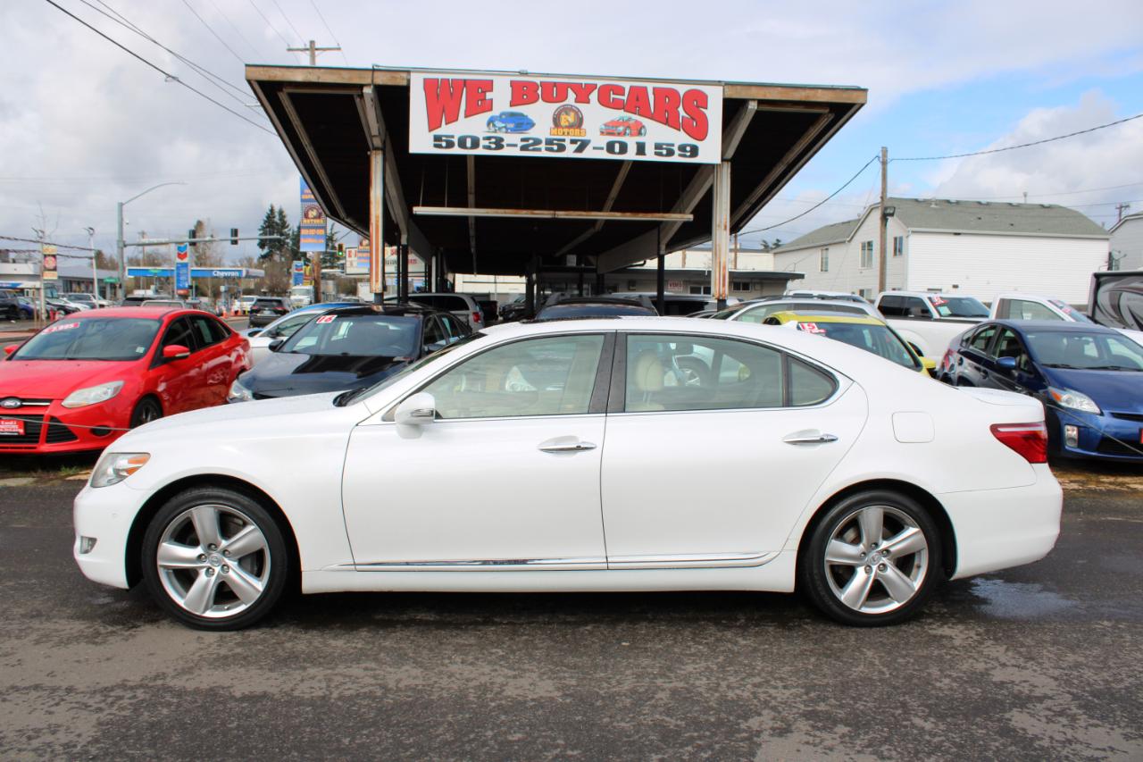 Lexus LS 460 4dr Sdn L RWD 2010