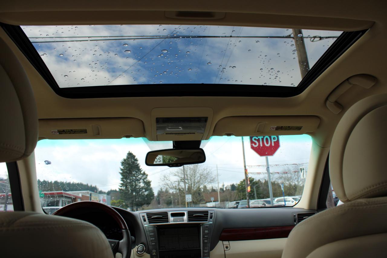 Lexus LS 460 4dr Sdn L RWD 2010